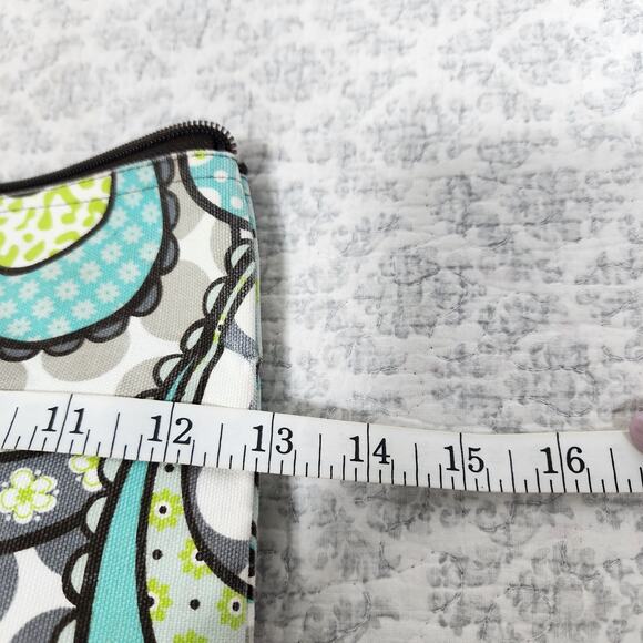 Thirty-One Green Paisley Zipper Pouch - Picture 2 of 5